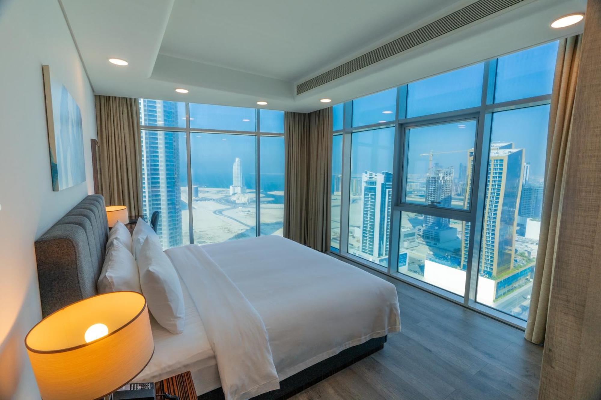S Plaza Suites Hotel Seef Luaran gambar