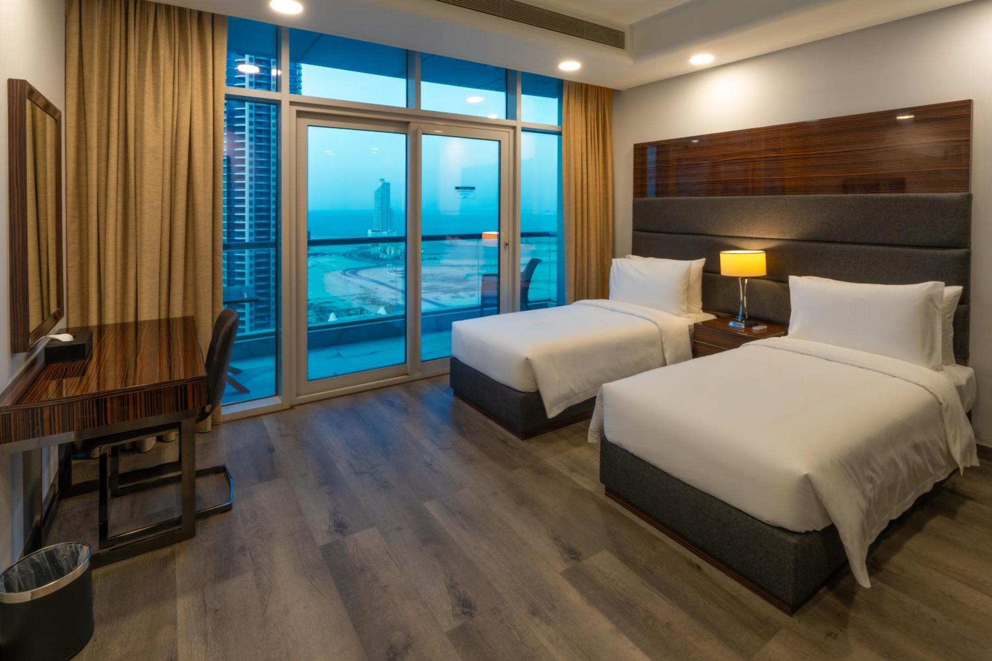 S Plaza Suites Hotel Seef Luaran gambar
